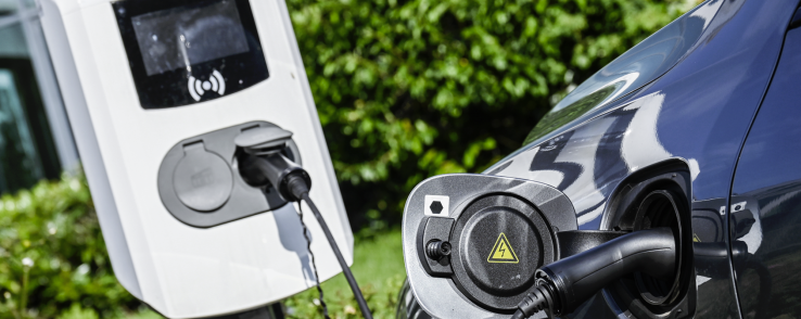 Bornes de recharge des véhicules électriques et crise énergétique